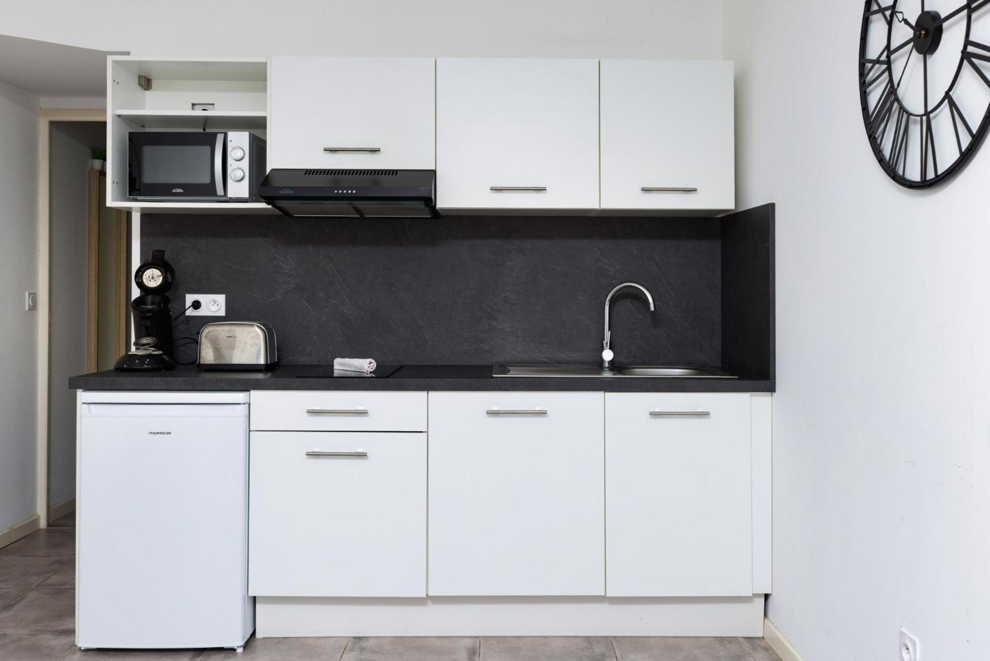Appartement L'Atelier De La Cite - Parking Gratuit à Carcassonne Extérieur photo